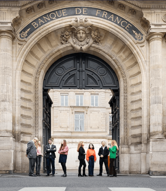 façade avec portail ouvert de la Banque de France